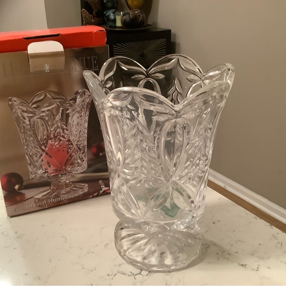 Fifth Avenue candle holder hurricane 7 1/2” lead crystal - Picture 1 of 3